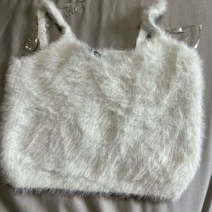 WHITE FLUFFY TOP